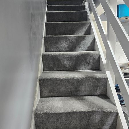 Manchester - House - Sleeps 6 - Parking - Garden Exteriér fotografie